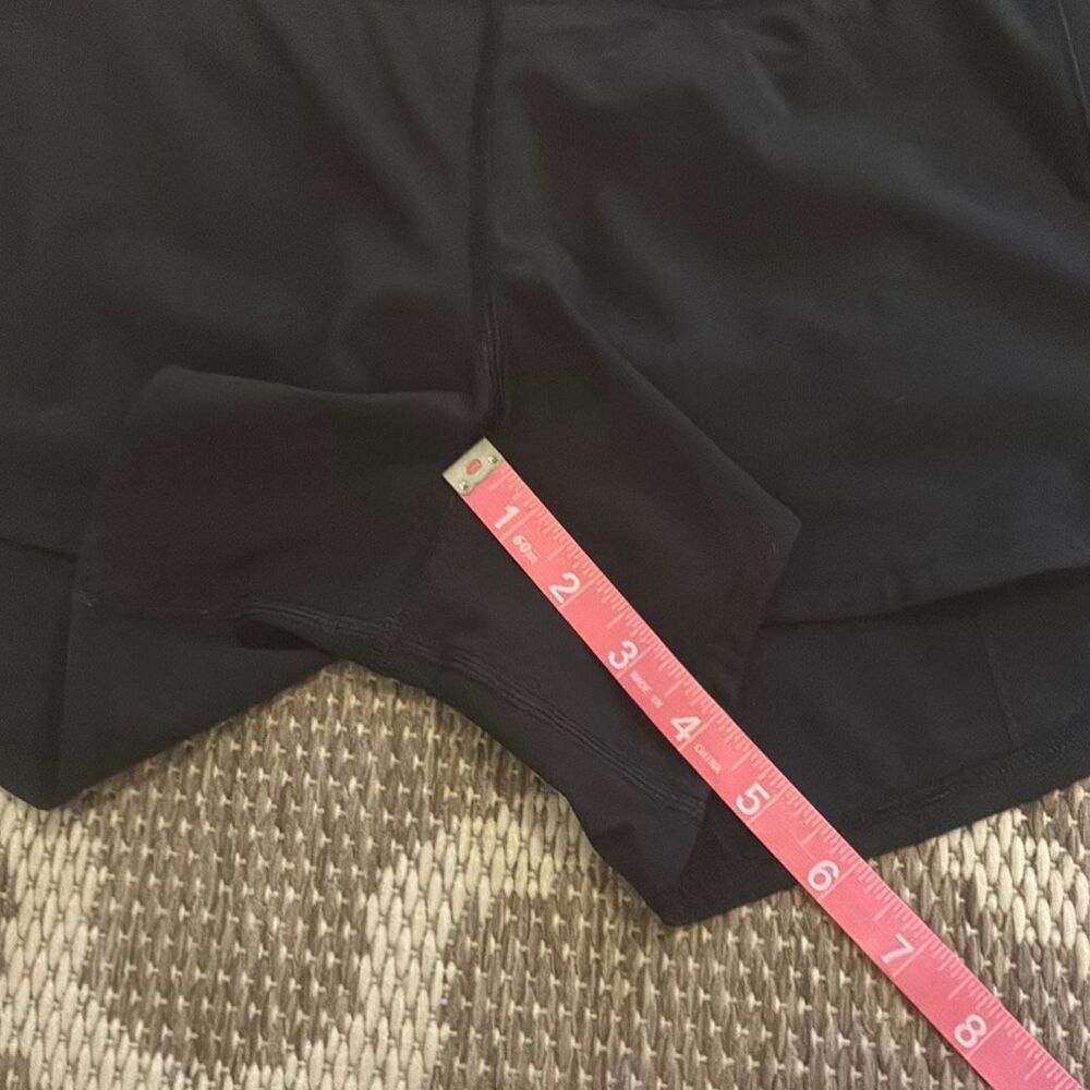 Lululemon speed up shorts women’s size 4 - Picture 2 of 8